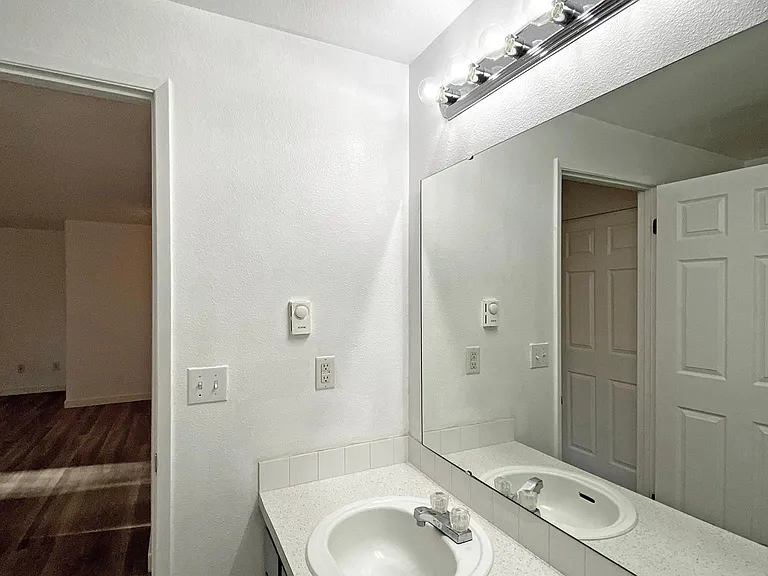 5037 S Orchard St #A — Photo 11
