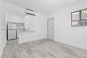4328 SW 9th Ter — Photo 25