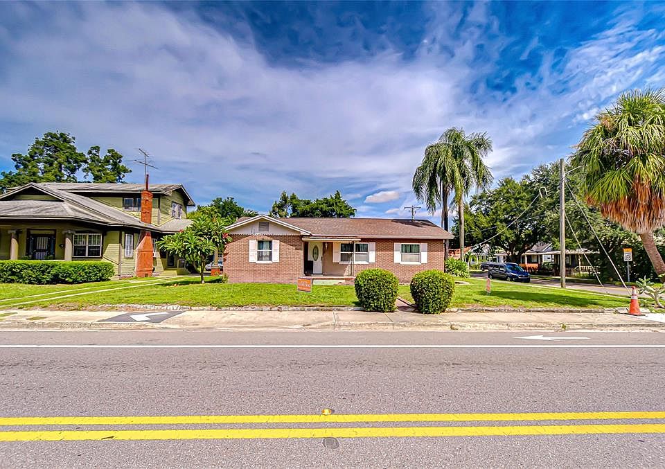 1st image of 408 E PALM AVENUE