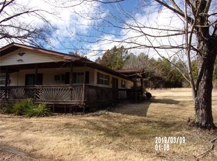 10192 Hillcrest Rd, Potosi, MO 63664