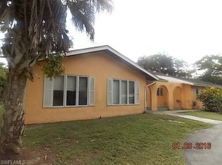 5930 Sea Grass Ln, Naples, FL 34116