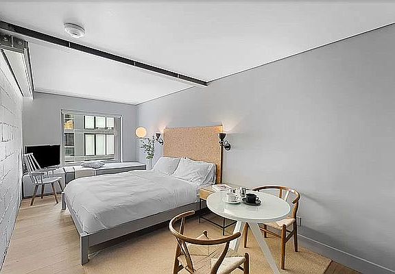 2nd image of 119 Orchard St #44