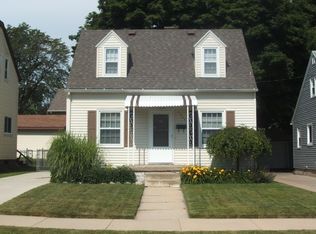 1407 Pine Ave NW, Grand Rapids, MI 49504