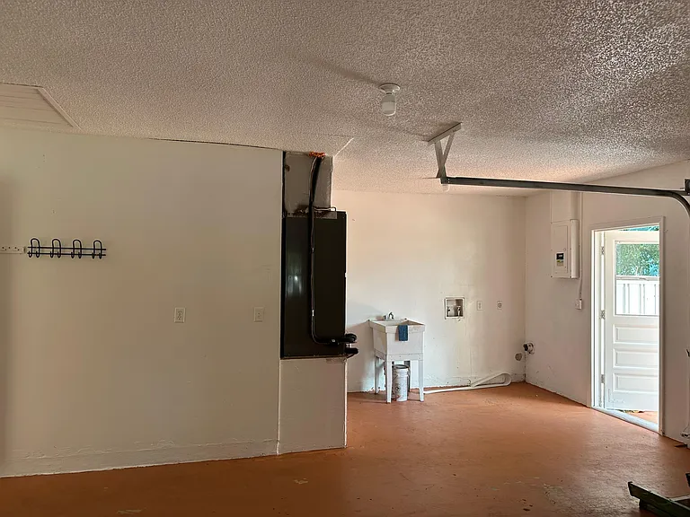 1 Indialucie Pkwy — Photo 25