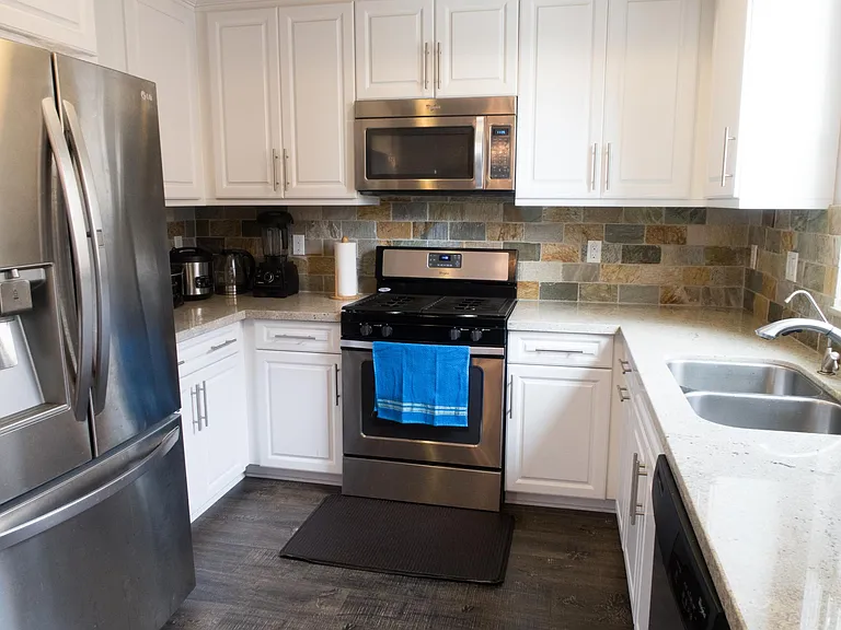1815 Magenta Ct #9 — Photo 12