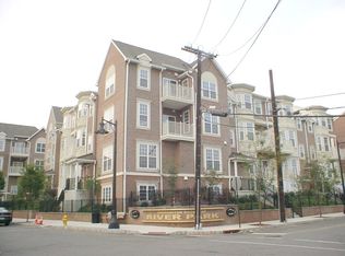 201 Dey St APT 148, Harrison, NJ 07029