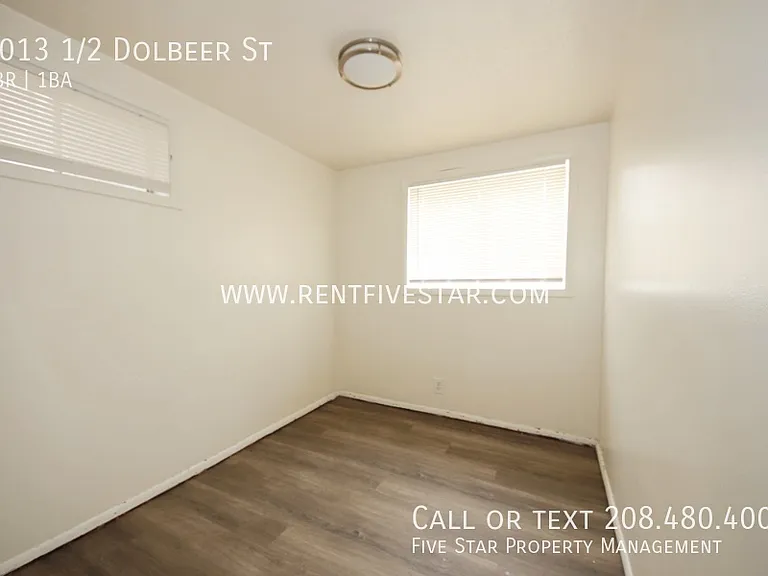 1013 1/2 Dolbeer St — Photo 8
