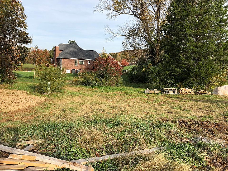 2nd image of 113 Wolf Creek Way Lot 128