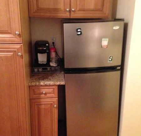 2nd image of 161 E 99th St APT 4A