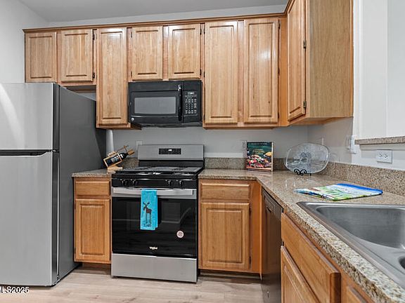 5th image of 900 S Meadows Pkwy #3322