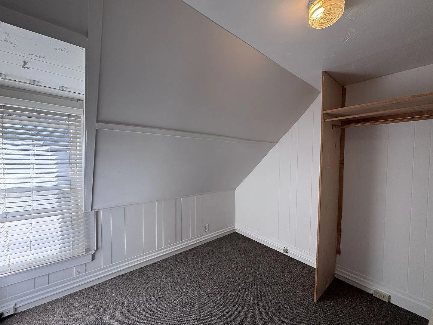 Broadway (Rooms 1-5) — Photo 3