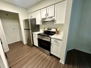 1811 Green Forest Run APT 102, Janesville, WI 53546