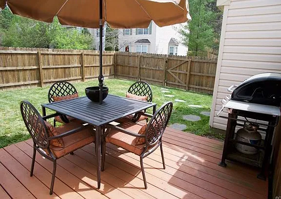 10715 Mountain Ash Dr — Photo 4