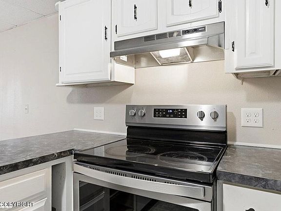 3rd image of 3406 Wyoming Dr #1