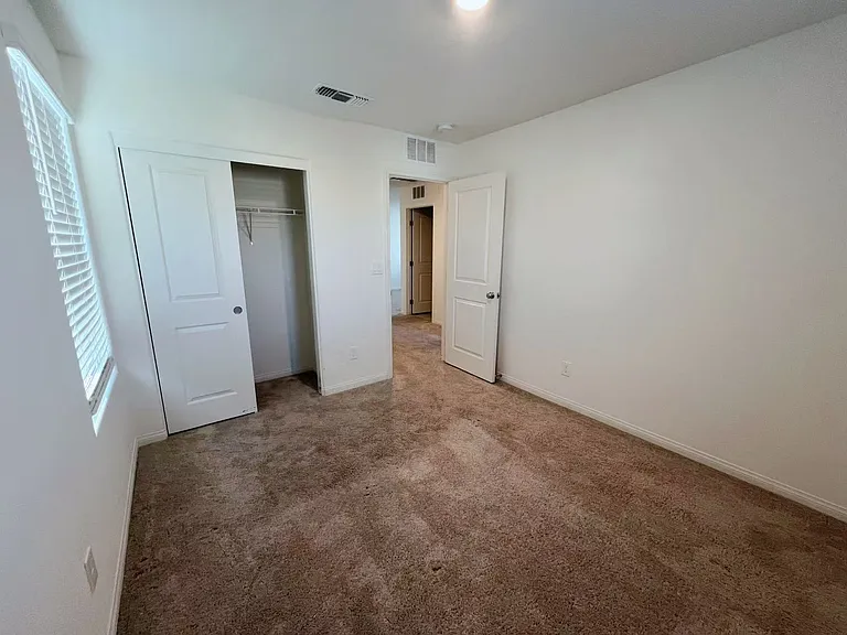 5769 Prima St — Photo 12