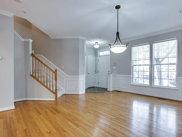 10410 Damascus Park Ln — Photo 20
