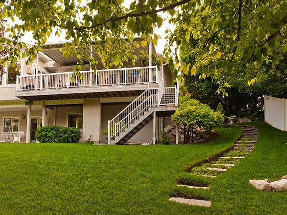 4th image of 995 E Mobina Ct
