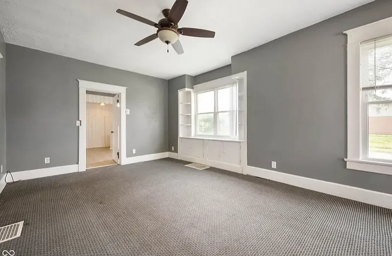 4 bed, 1152 sqft, $1,400 — Photo 2