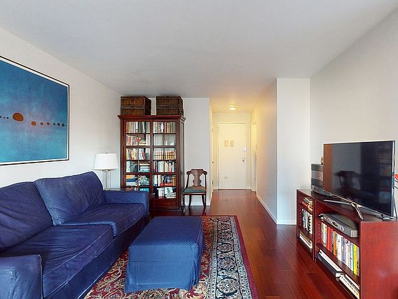 3rd image of 160 W End Ave APT 8M
