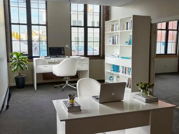 2 Storer St #112 & 113, Kennebunk, ME 04043