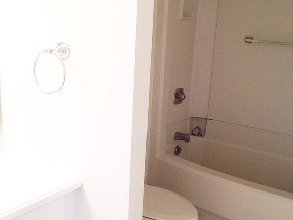 4th image of 8370 Greensboro Dr APT 623