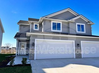 7000 Lake Hill Dr UNIT 8, Des Moines, IA 50320