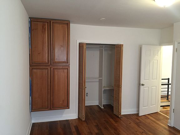 2nd image of 135-00 225 St