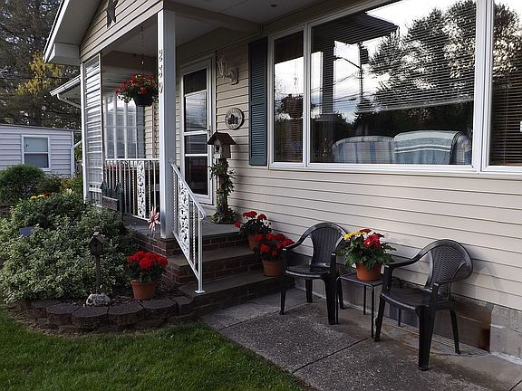 2nd image of 239 Oak Tree Dr