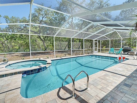 4th image of 1821 W Begonia Dr