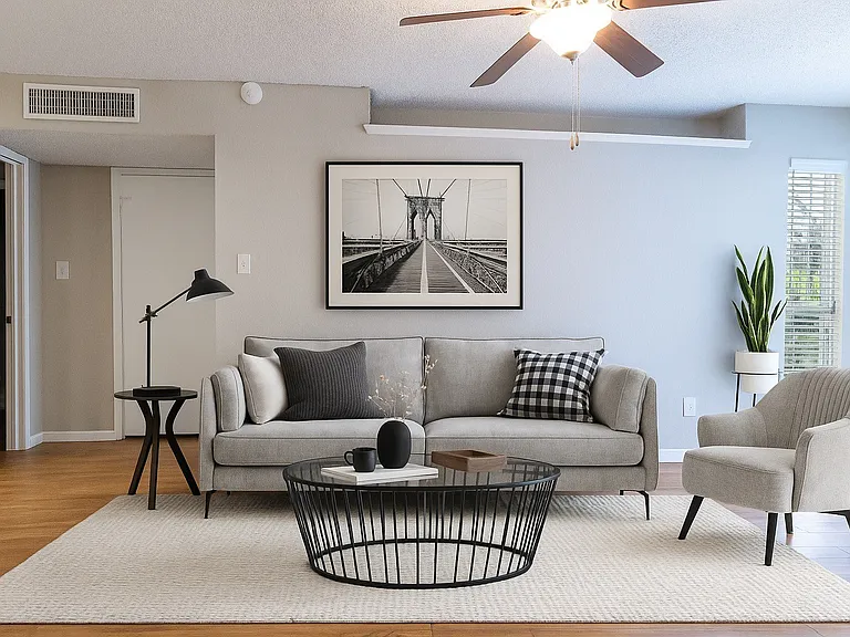 Delray Apartments — Photo 22