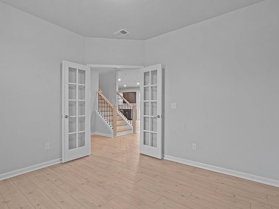5th image of 1172 Fox Hollow St Lot 10