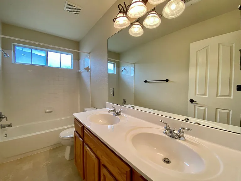 2314 Zoa Dr — Photo 29