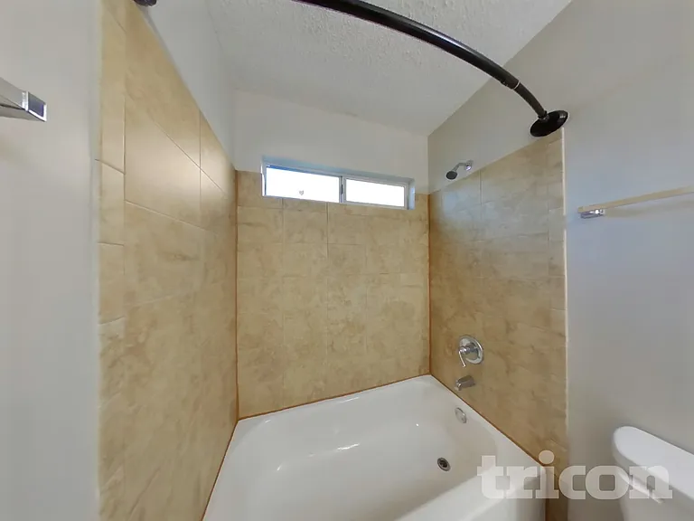 470 Shamrock Ave S — Photo 14