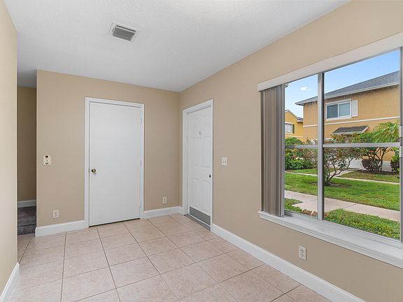 4th image of 506 W Bloxham Street #506