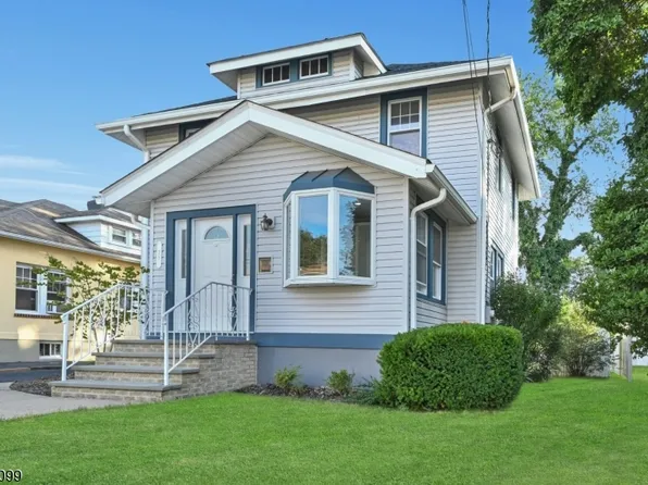 25 Marinus St, Rochelle Park Twp., NJ 07662