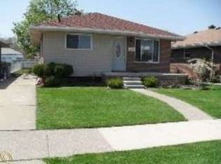 3360 Applewood Ave, Lincoln Park, MI 48146