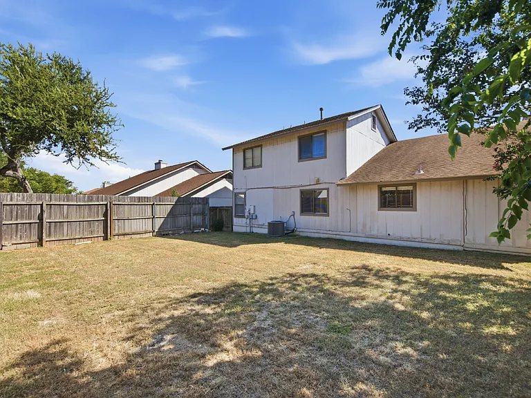 6700 Shiner St — Photo 29