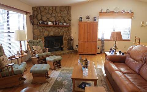 2nd image of 2600 Oak Beach Blvd