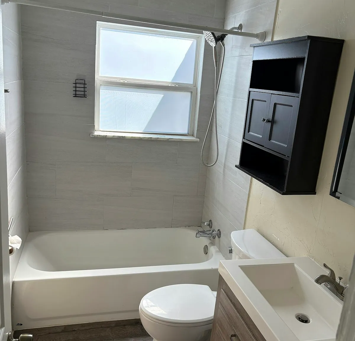 1304 East Lincoln Avenue — Photo 3