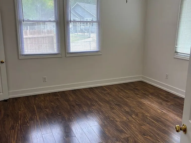 1 Magnolia St — Photo 14