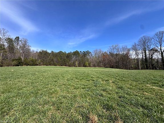 2nd image of Timberlake Trl