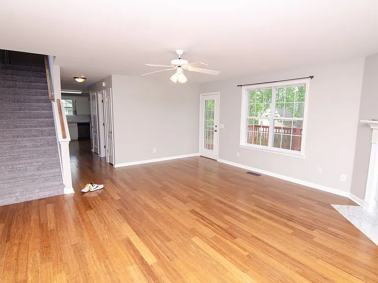 1722 Portway Ct — Photo 3