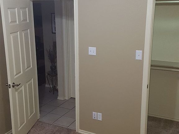 4th image of 5813 Ellison Ave