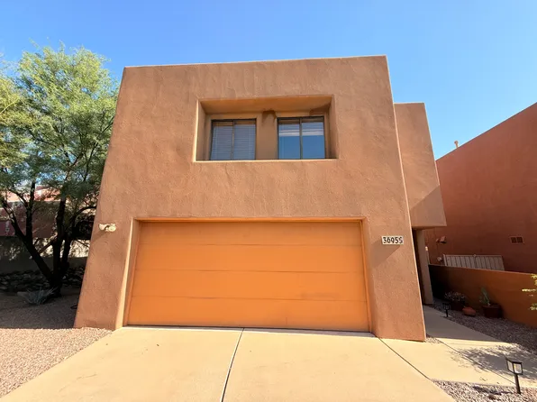 3695 N Royal Prince Ct, Tucson, AZ 85719