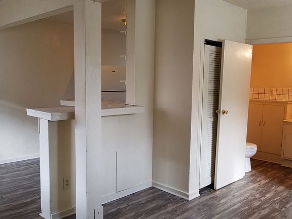 5th image of 337 Brooks St #C