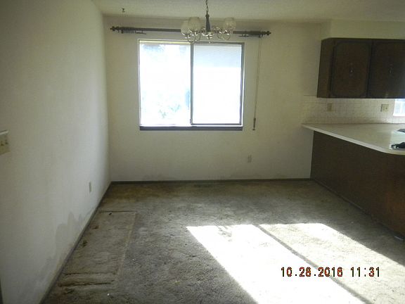 3rd image of 2038 E 63rd Ave