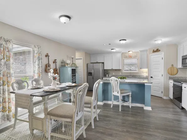 746 Douglas Andrew Ave, Gonzales, LA 70737