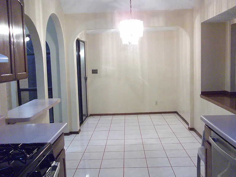 1917 Ralph Janes Pl — Photo 8