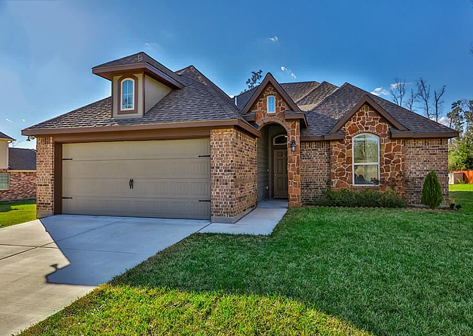 1st image of 3716 Daisy Ln