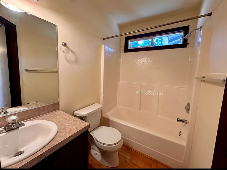 1331 SW Harbor Vista Cir — Photo 25